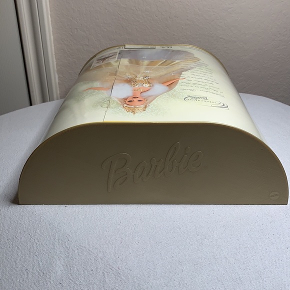 NIB 🤩 2000 Special Edition Celebration Barbie - Picture 7 of 8